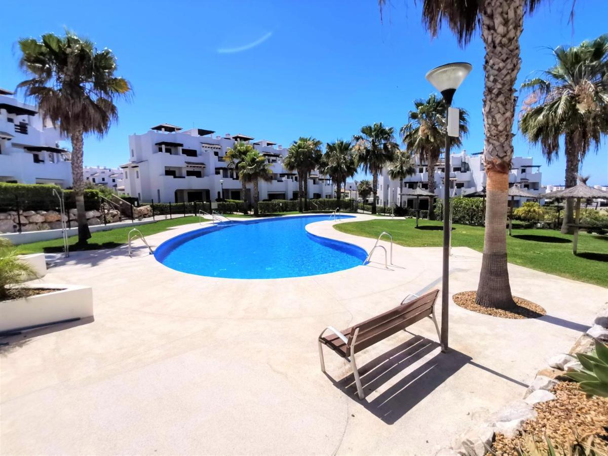 Apartamento Veratespera - Cerca De La Playa Con Wifi, Piscina Y Ocio Familiar Luaran gambar